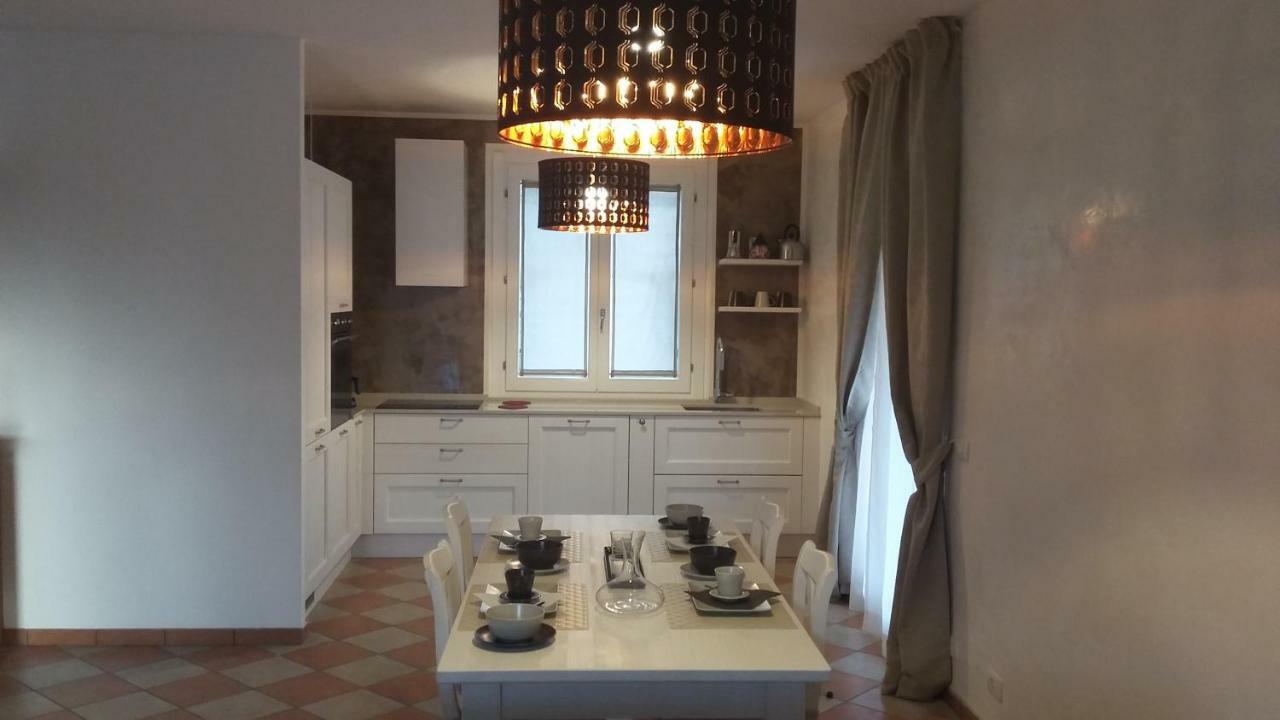 Residenza Leon Bed & Breakfast Castelnuovo del Garda Luaran gambar