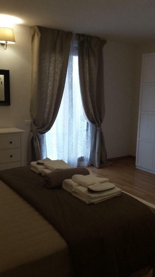 Residenza Leon Bed & Breakfast Castelnuovo del Garda Luaran gambar