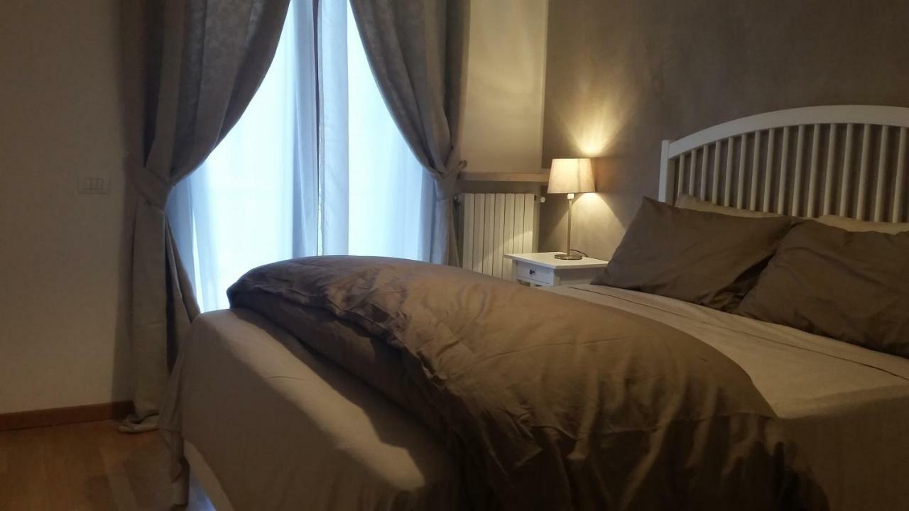 Residenza Leon Bed & Breakfast Castelnuovo del Garda Luaran gambar