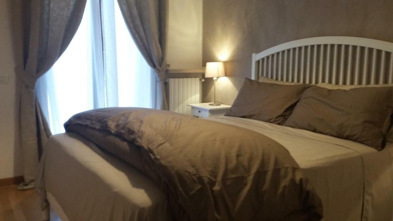 Residenza Leon Bed & Breakfast Castelnuovo del Garda Luaran gambar
