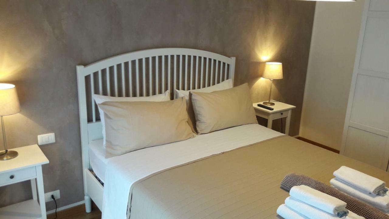 Residenza Leon Bed & Breakfast Castelnuovo del Garda Luaran gambar